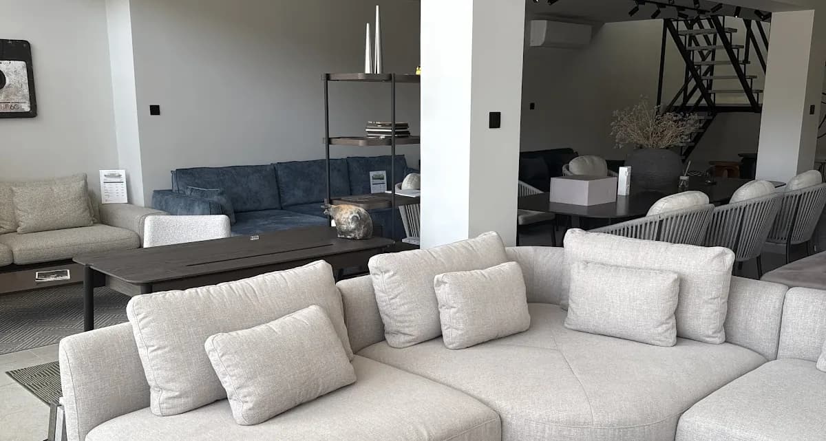 BLANCHE showroom on Pafou 174 in Limassol