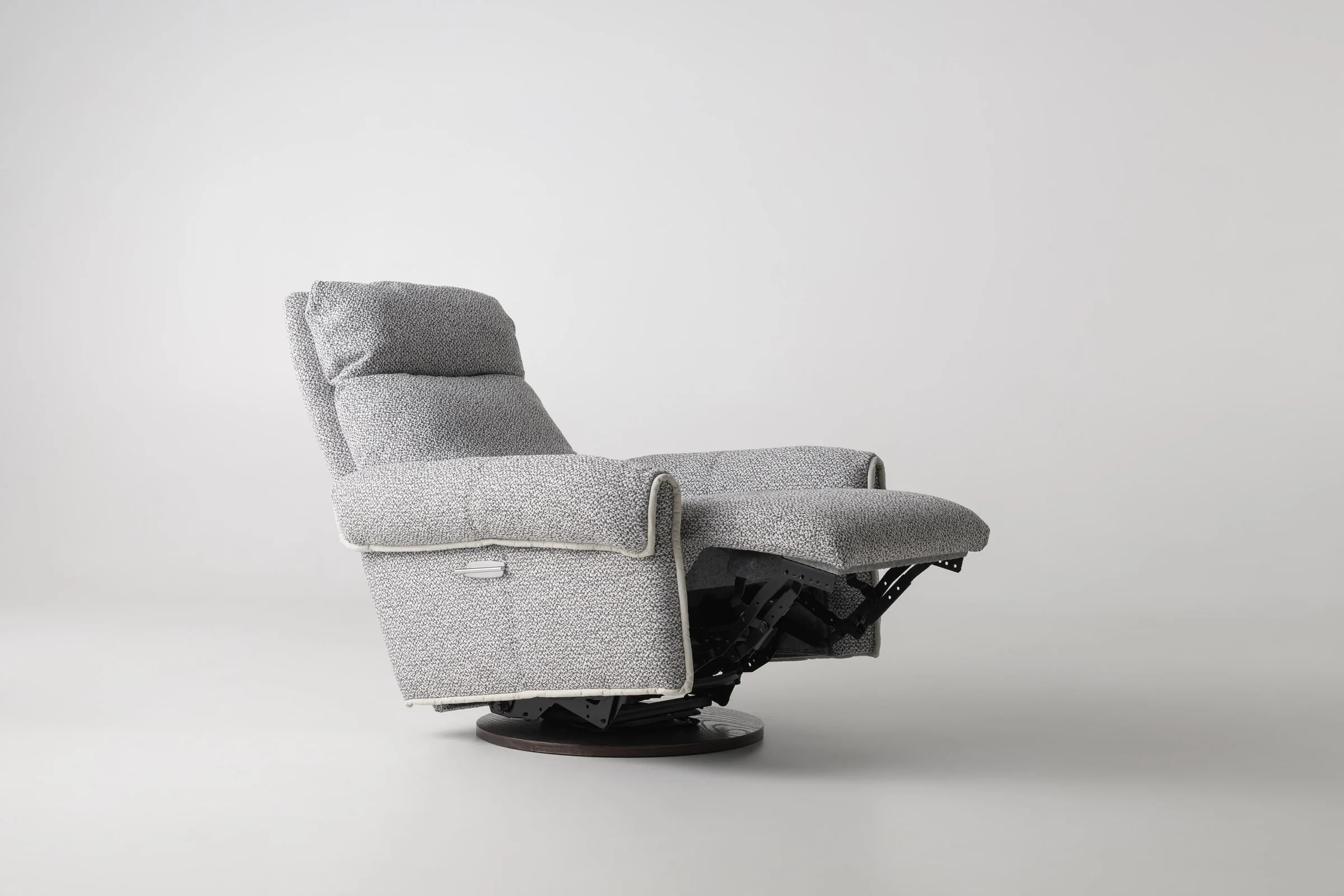 ARDEA — studio photography, frame 6