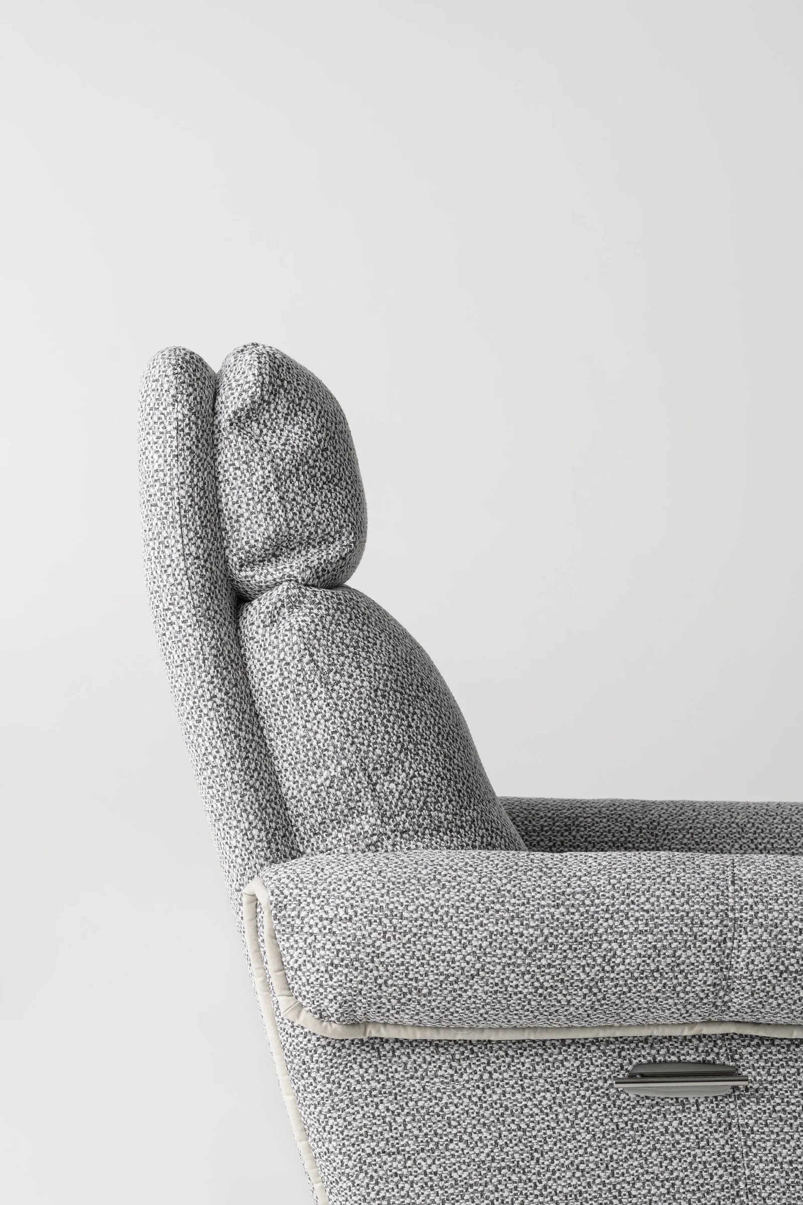 ARDEA — studio photography, frame 17