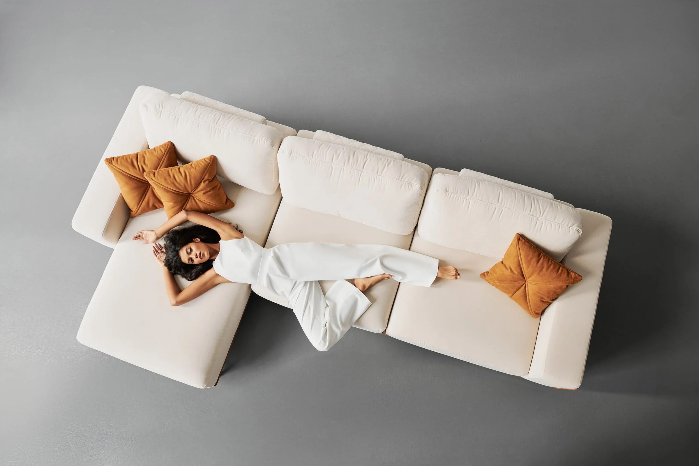 BOTTERA — studio photography, frame 20