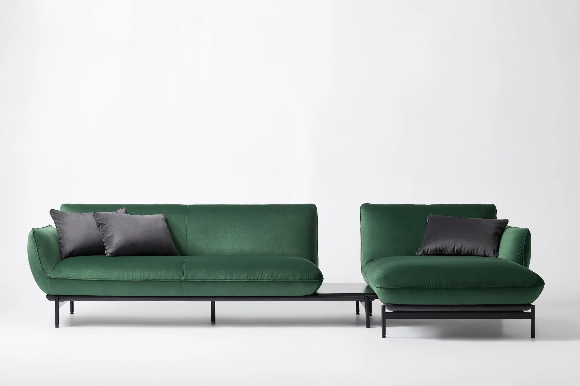 LOTUS — studio photography, frame 3