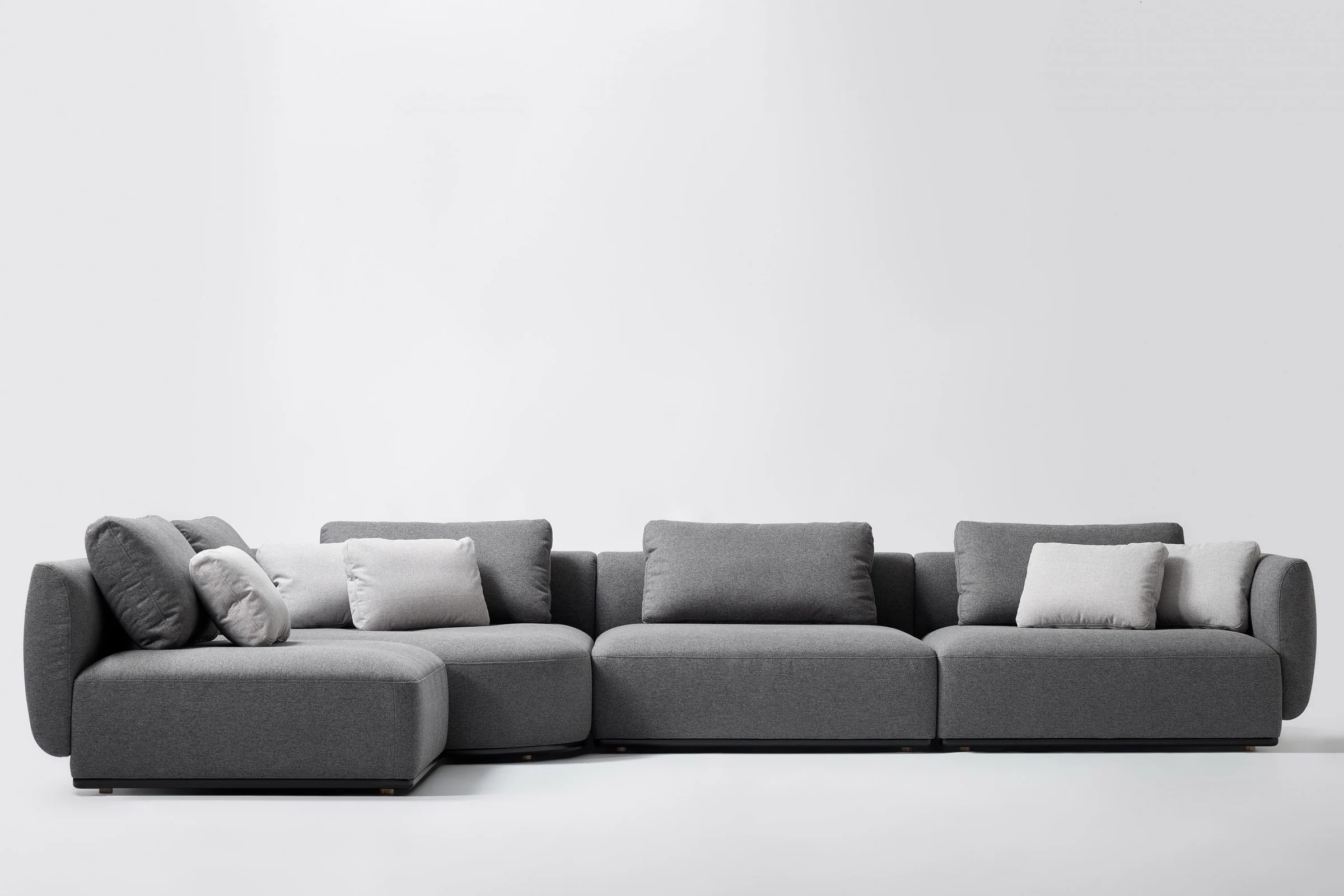 SMOOTH — studio photography, frame 6