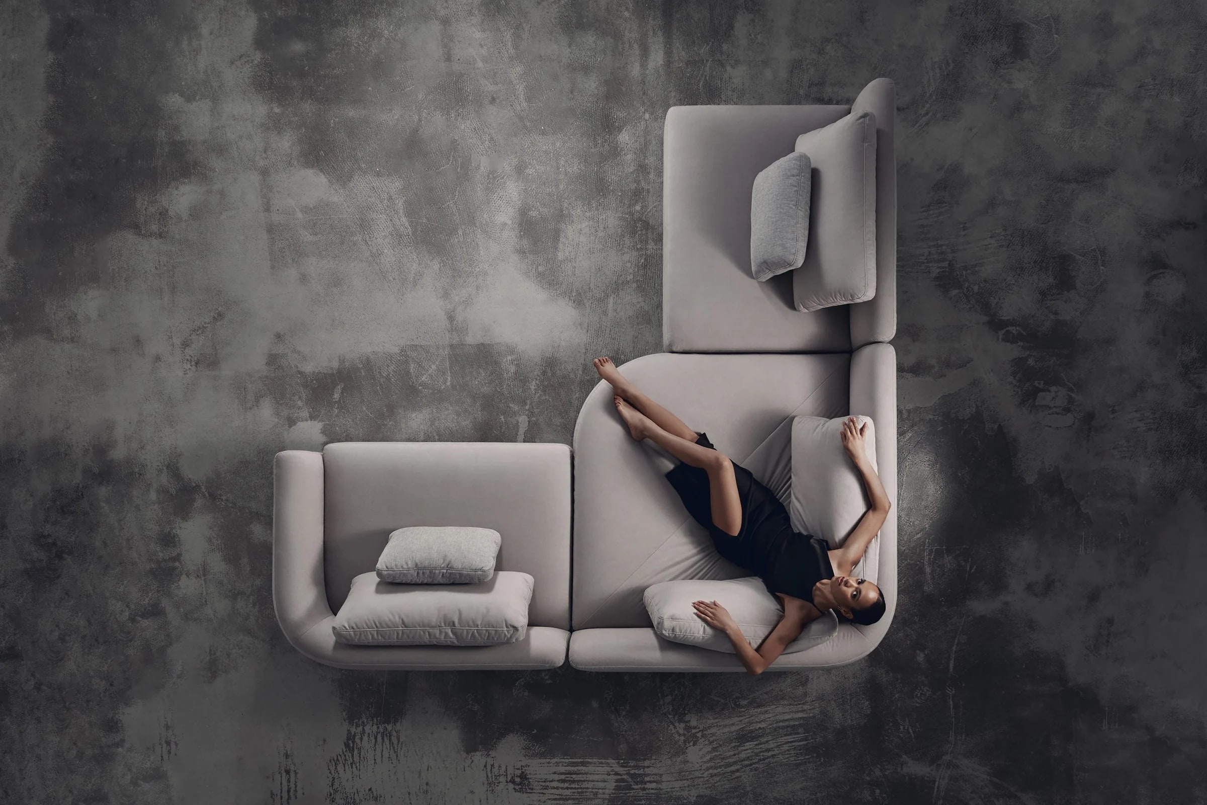 SMOOTH — studio photography, frame 30
