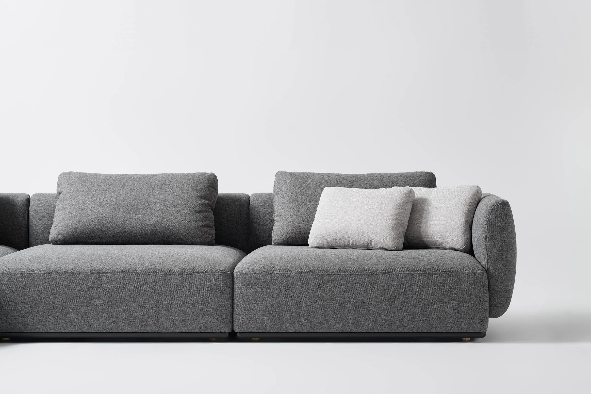 SMOOTH — studio photography, frame 5