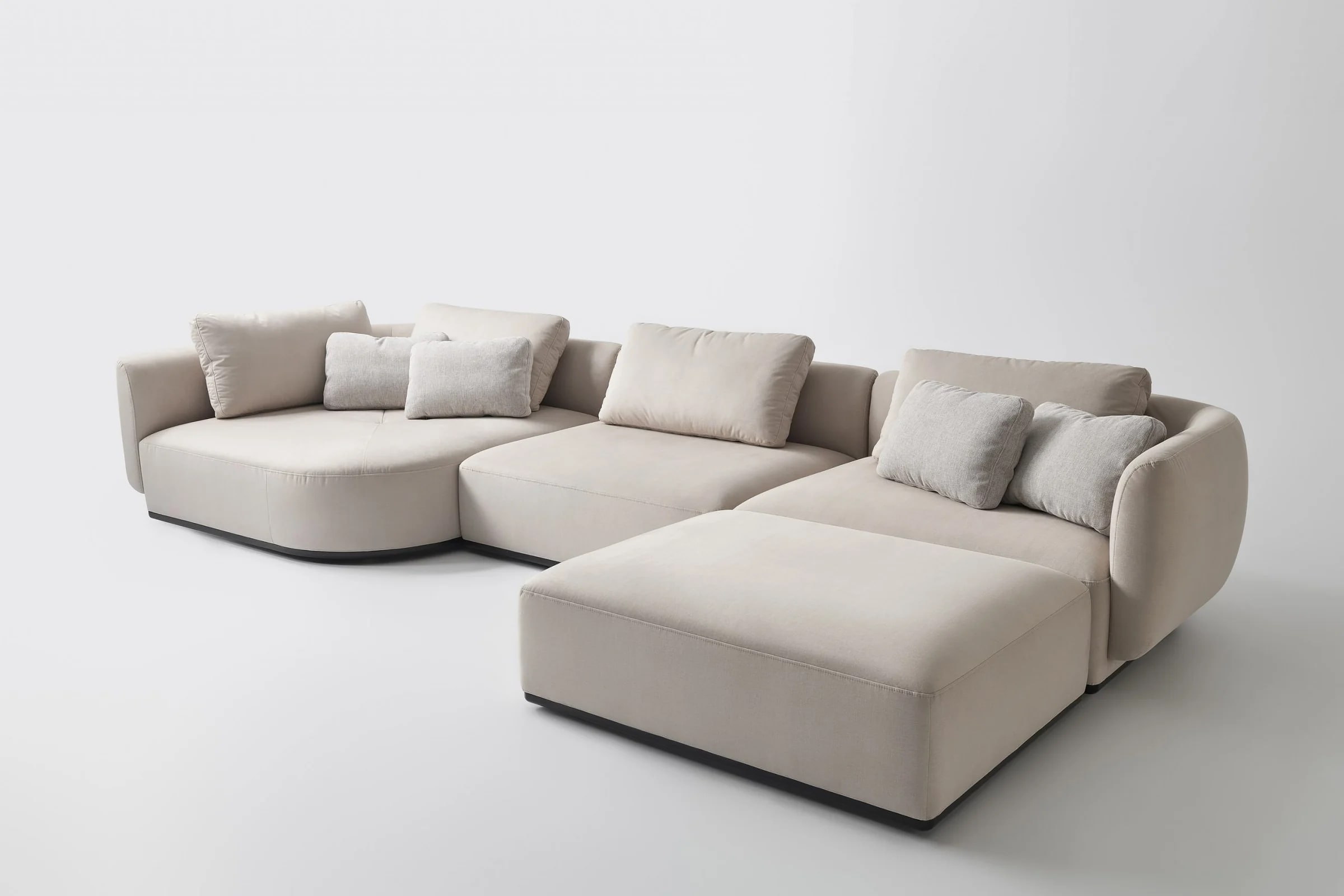 SMOOTH — studio photography, frame 4