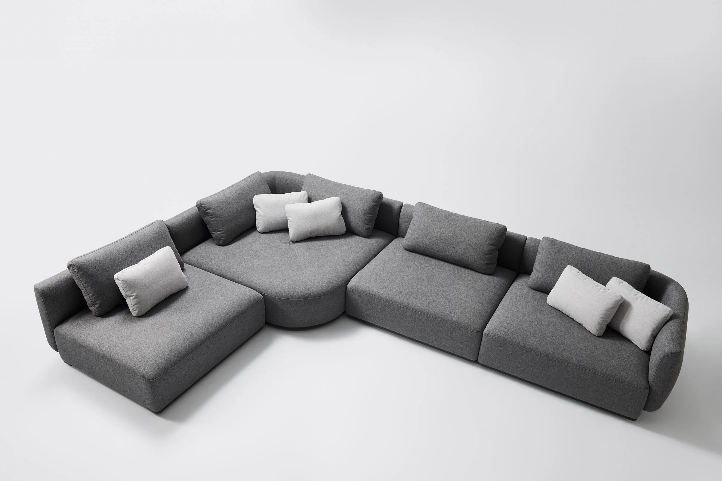 SMOOTH — studio photography, frame 2