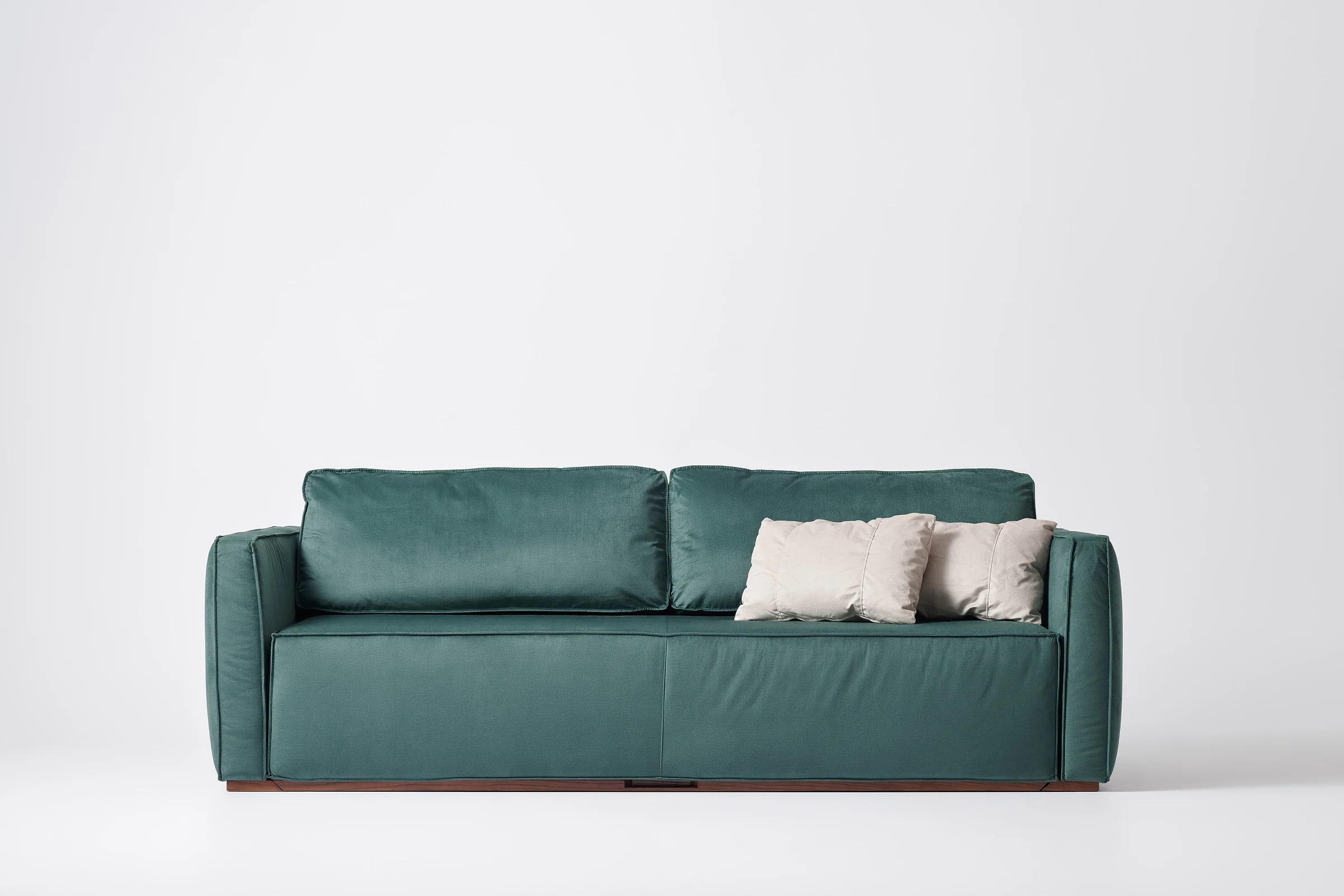 ESSE — studio photography, frame 2
