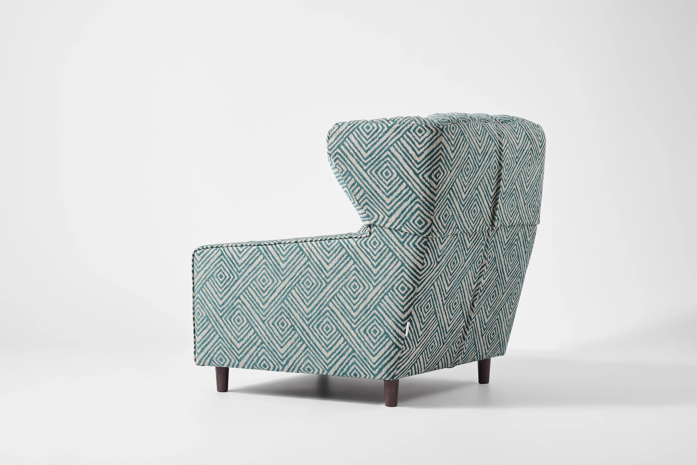 MILTON — studio photography, frame 8