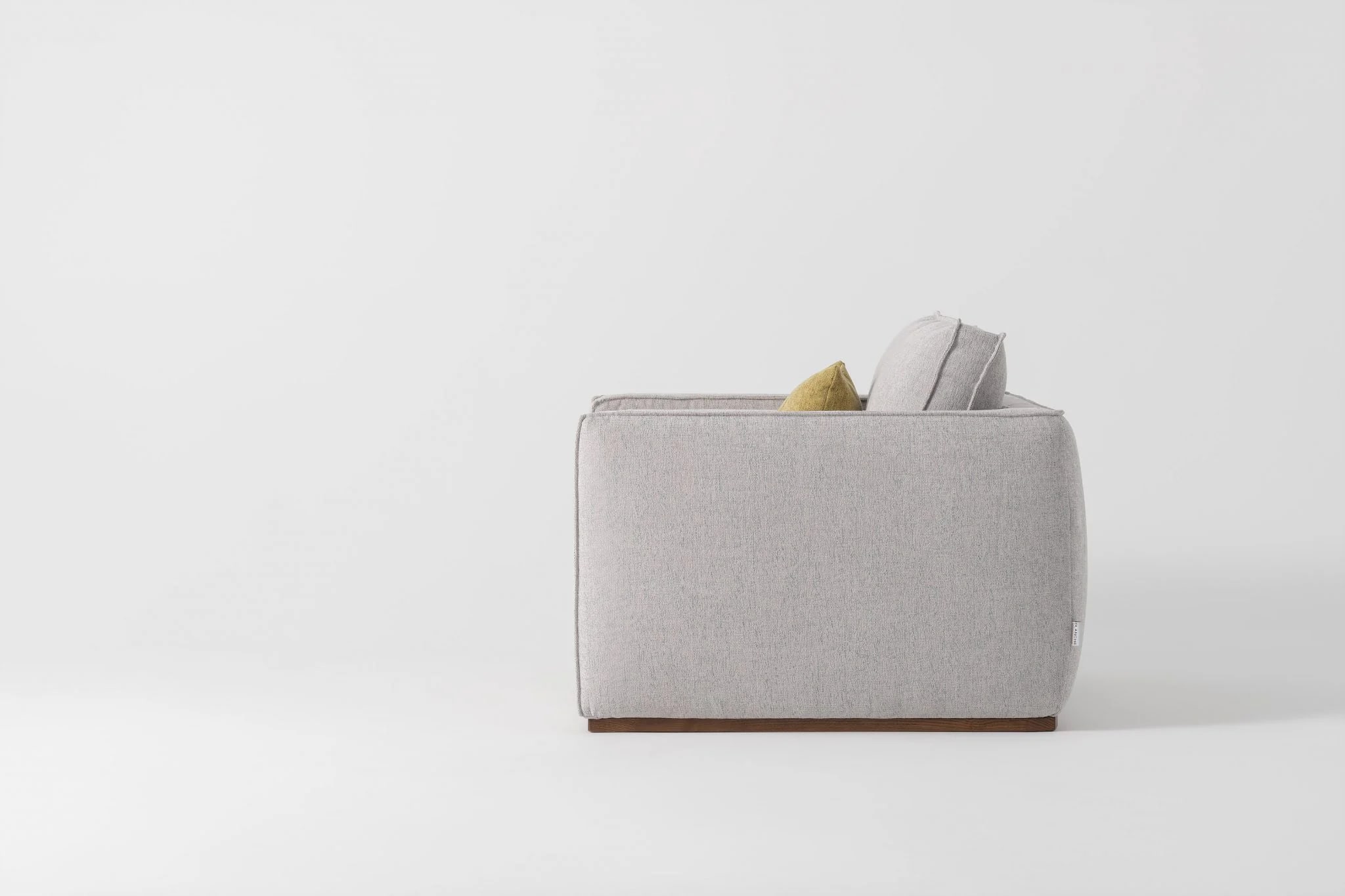 ESSE — studio photography, frame 3