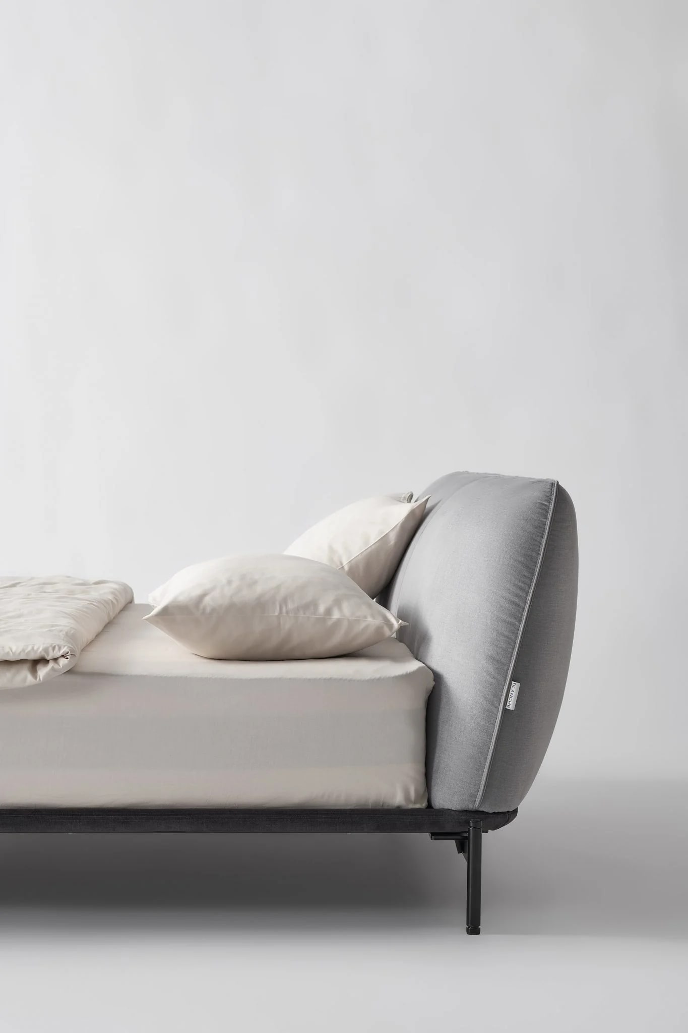 LOTUS — studio photography, frame 14
