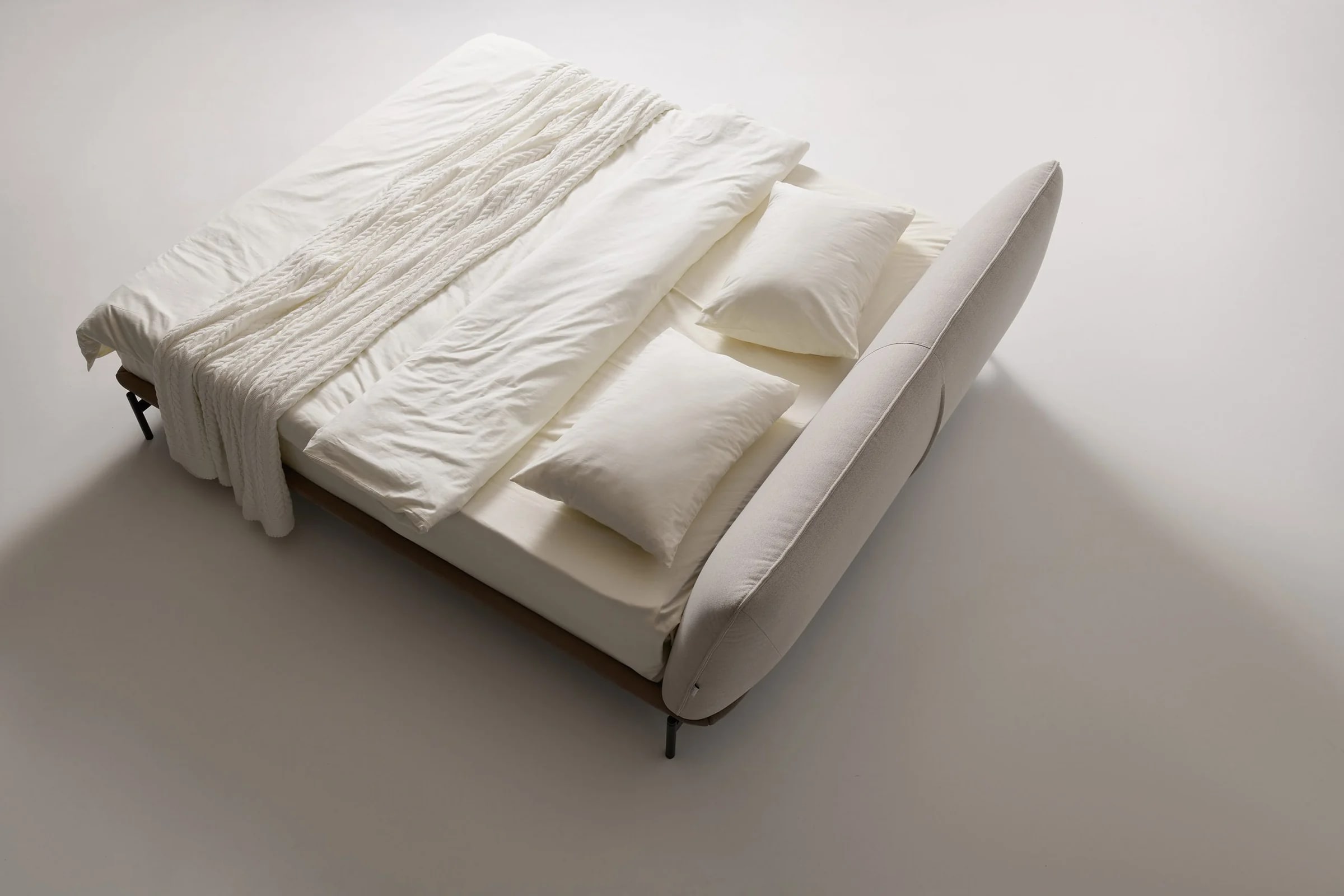 LOTUS — studio photography, frame 7
