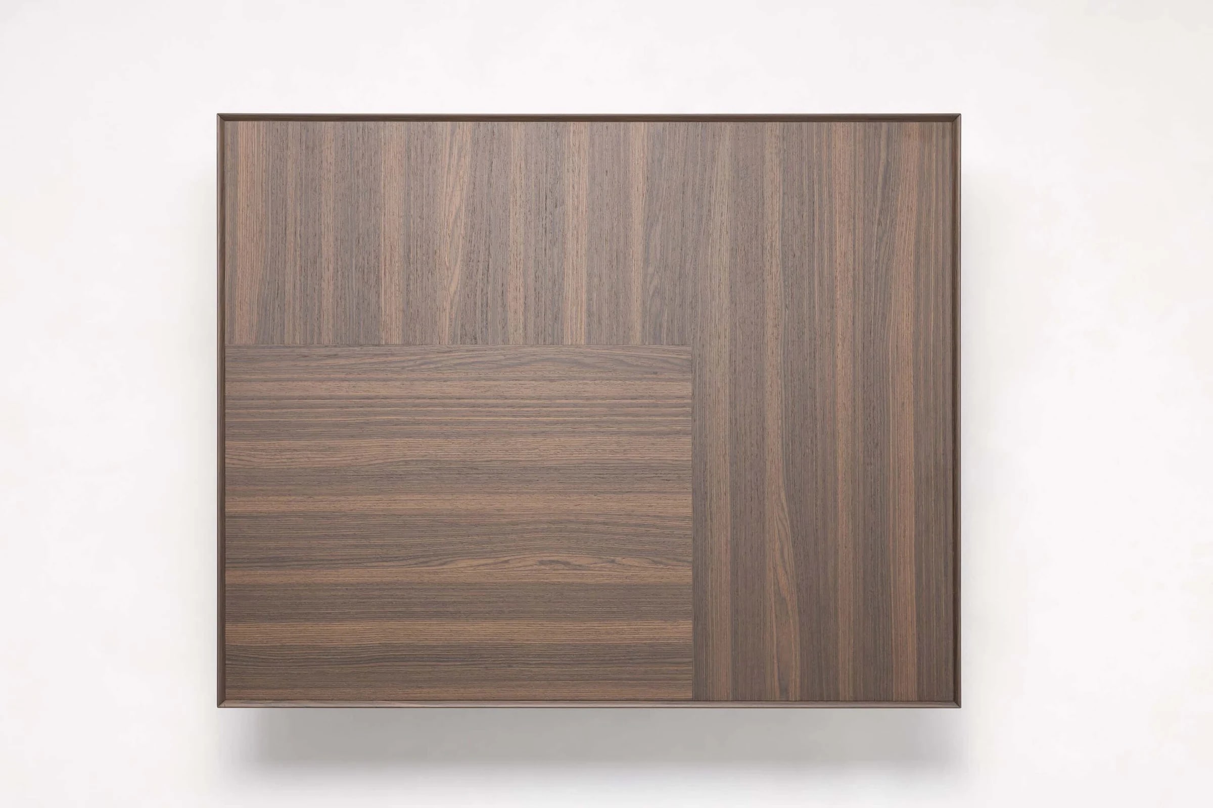 LOUNGE — studio photography, frame 3