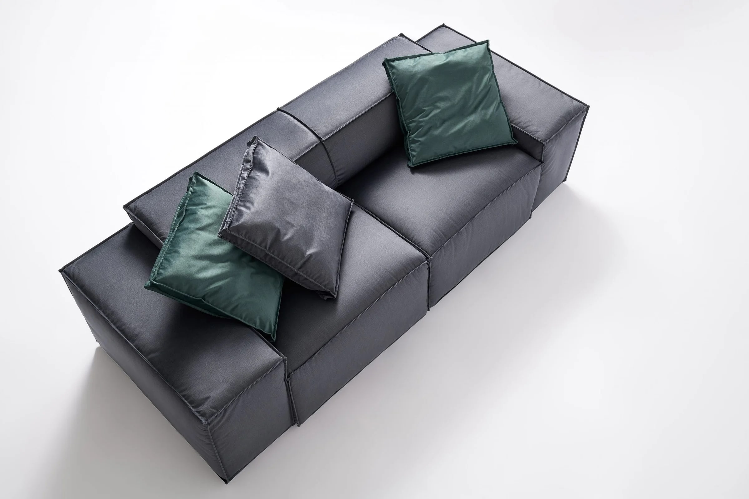 MELIA — studio photography, frame 4