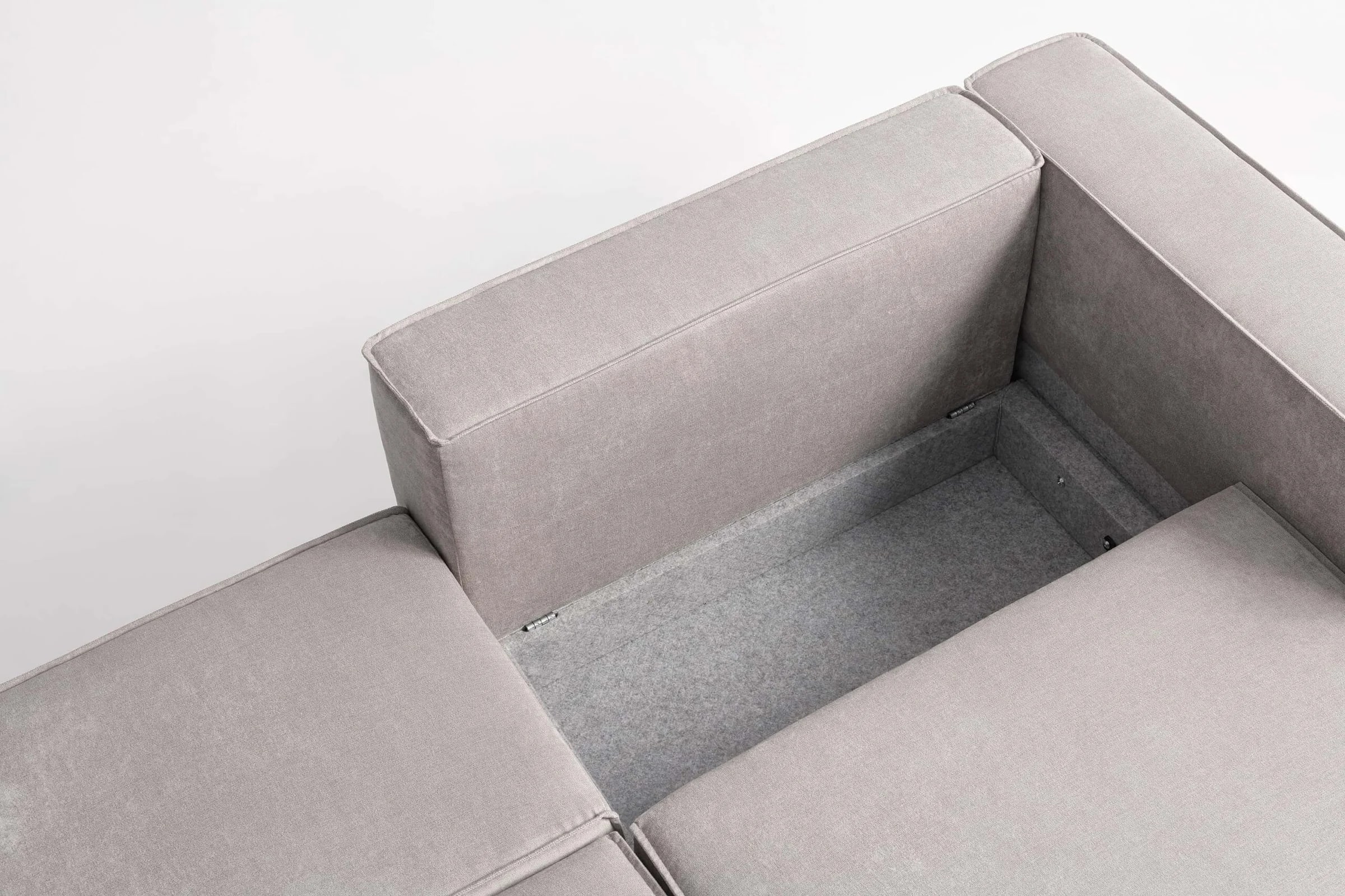 MOVE — studio photography, frame 11