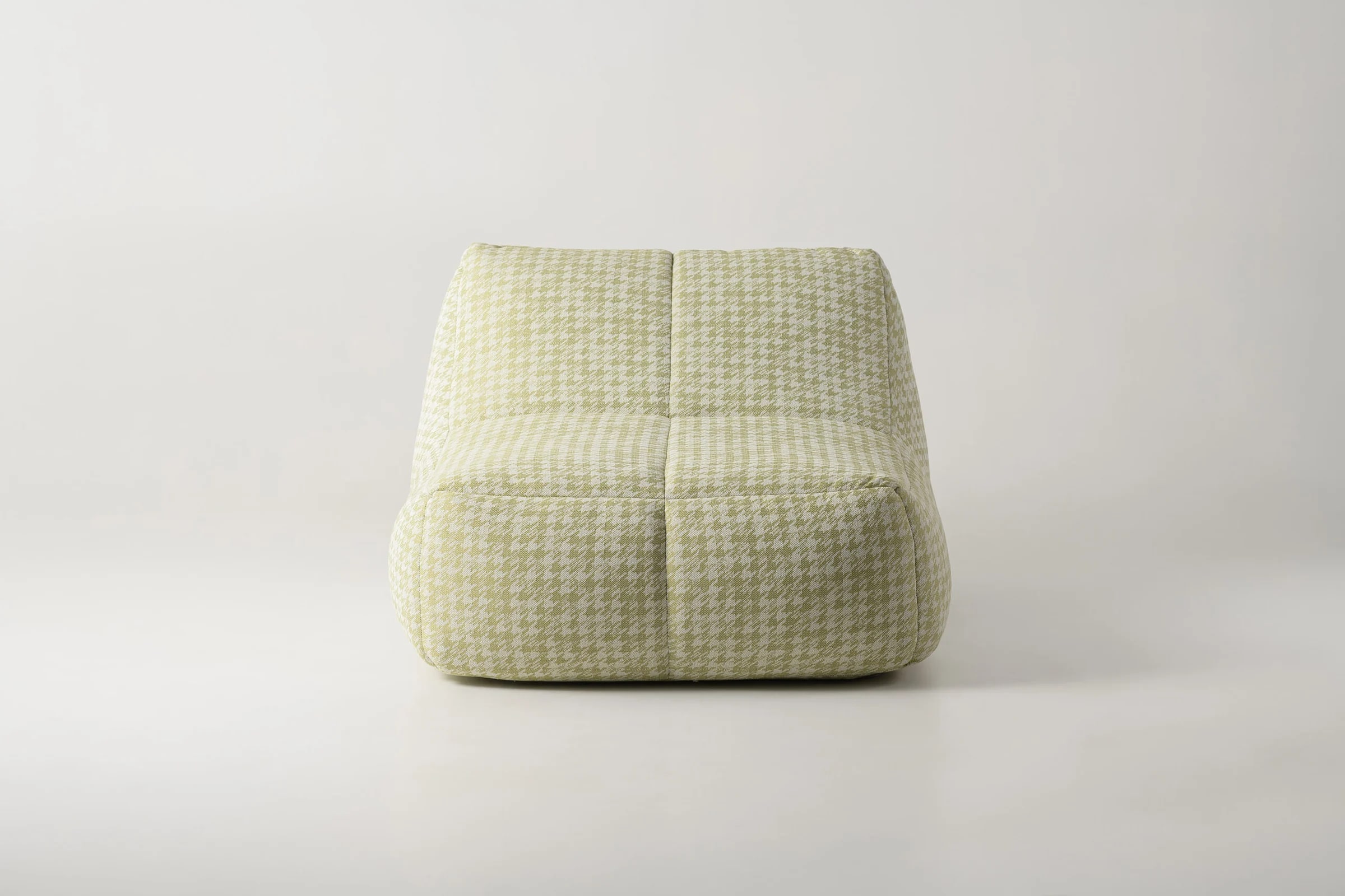 NEST — studio photography, frame 1