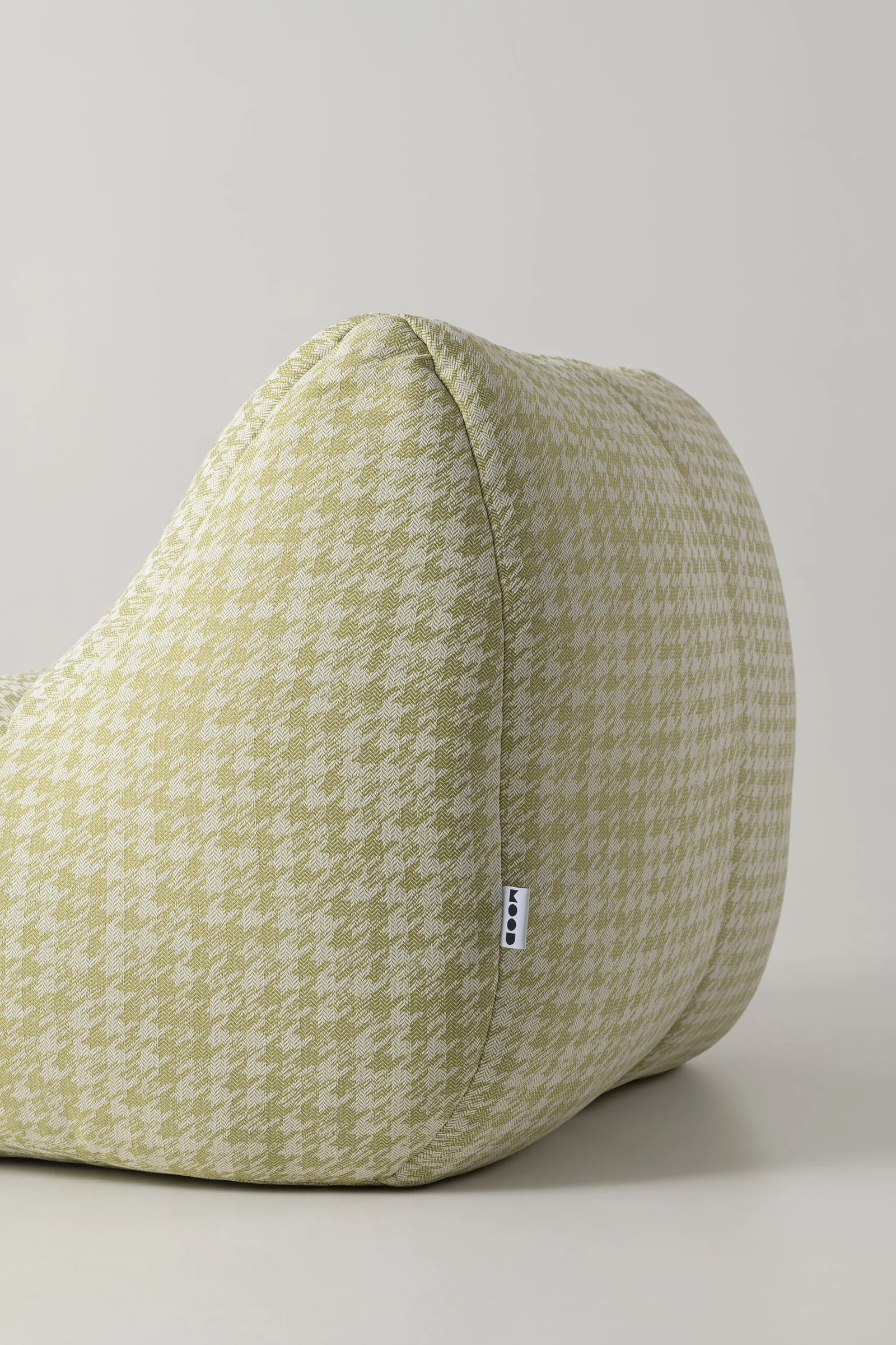 NEST — studio photography, frame 6