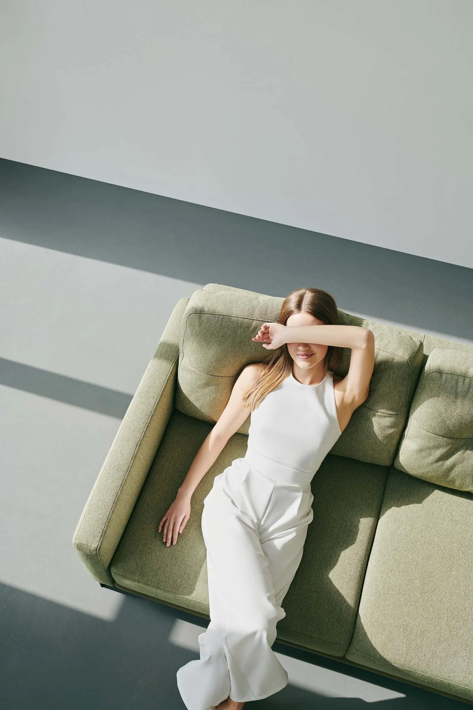NOTTA — studio photography, frame 36