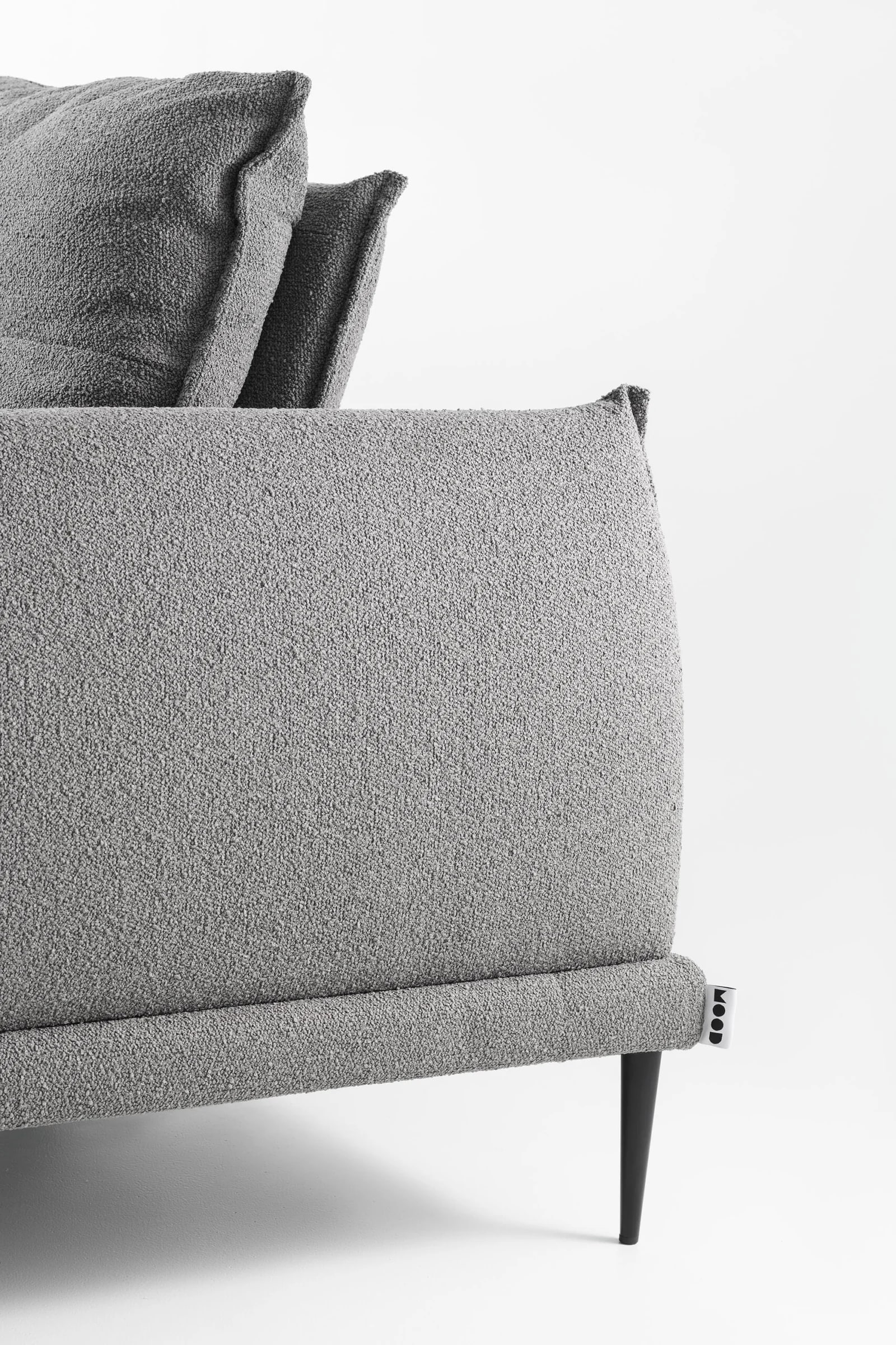 RIVIERA — studio photography, frame 17