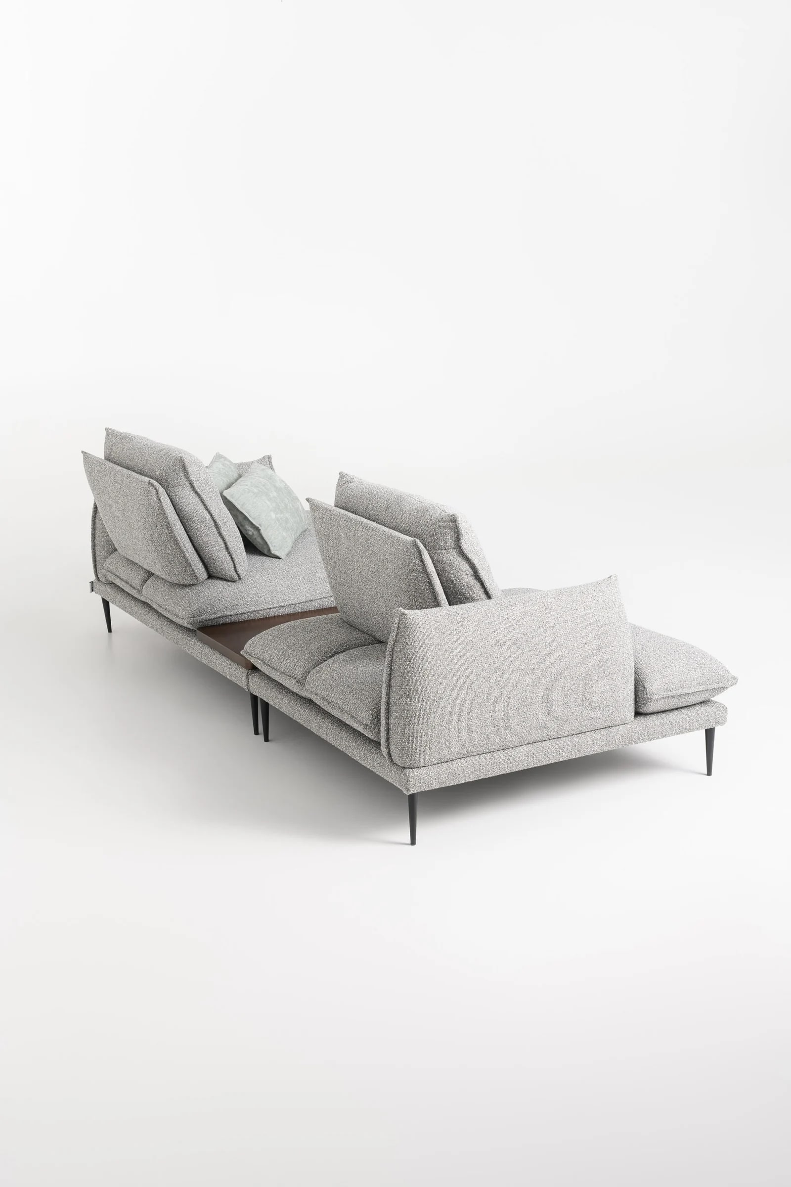 RIVIERA — studio photography, frame 26