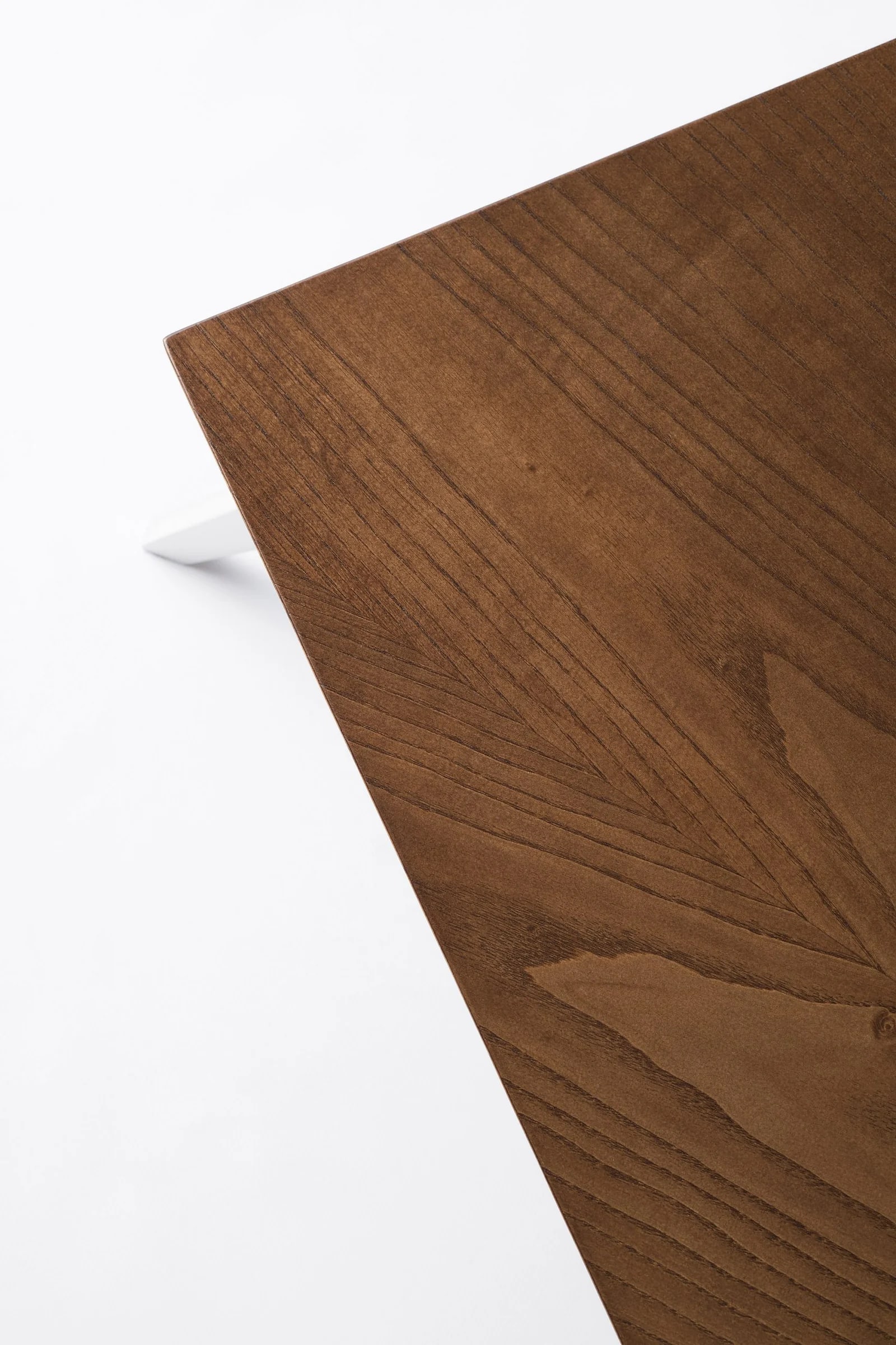 CORTO — studio photography, frame 7