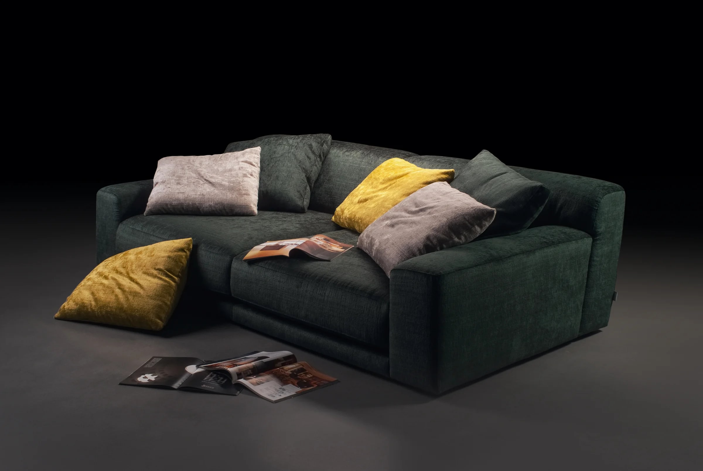 TUTTO — studio photography, frame 19