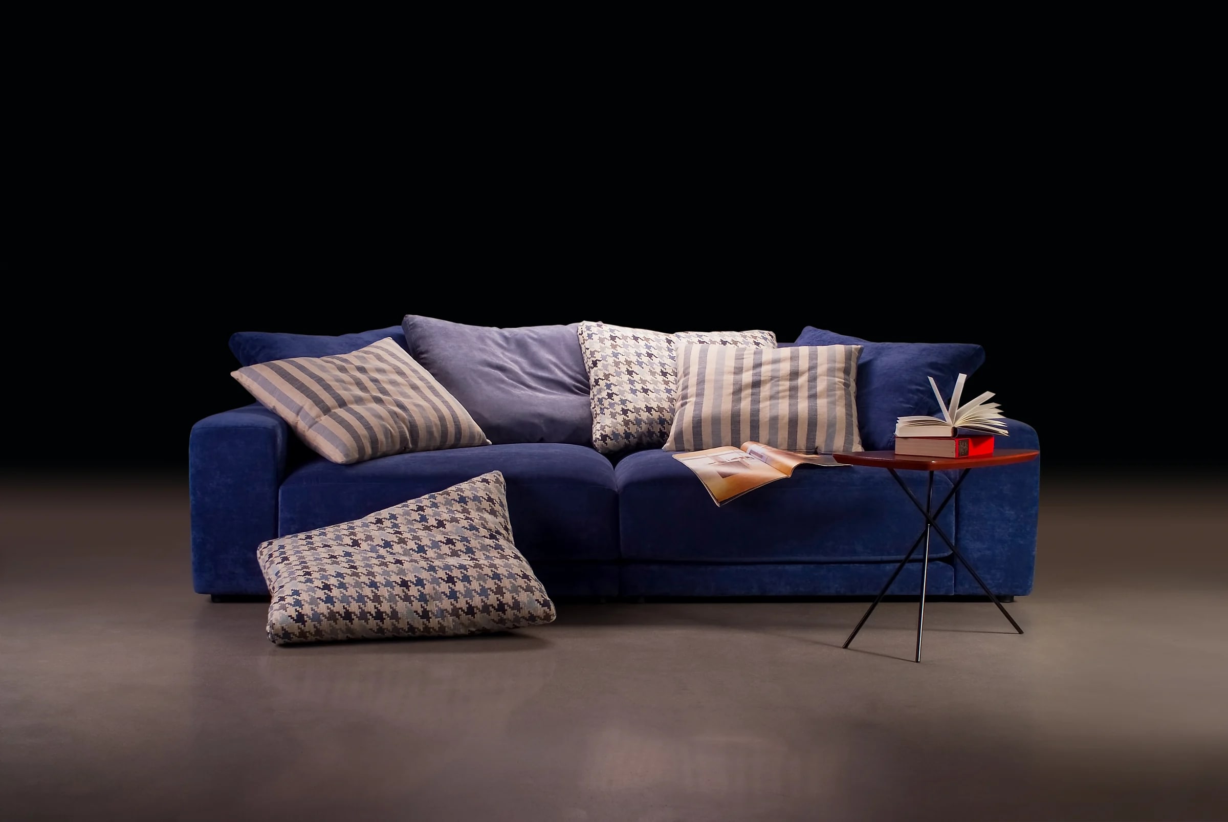 TUTTO — studio photography, frame 25