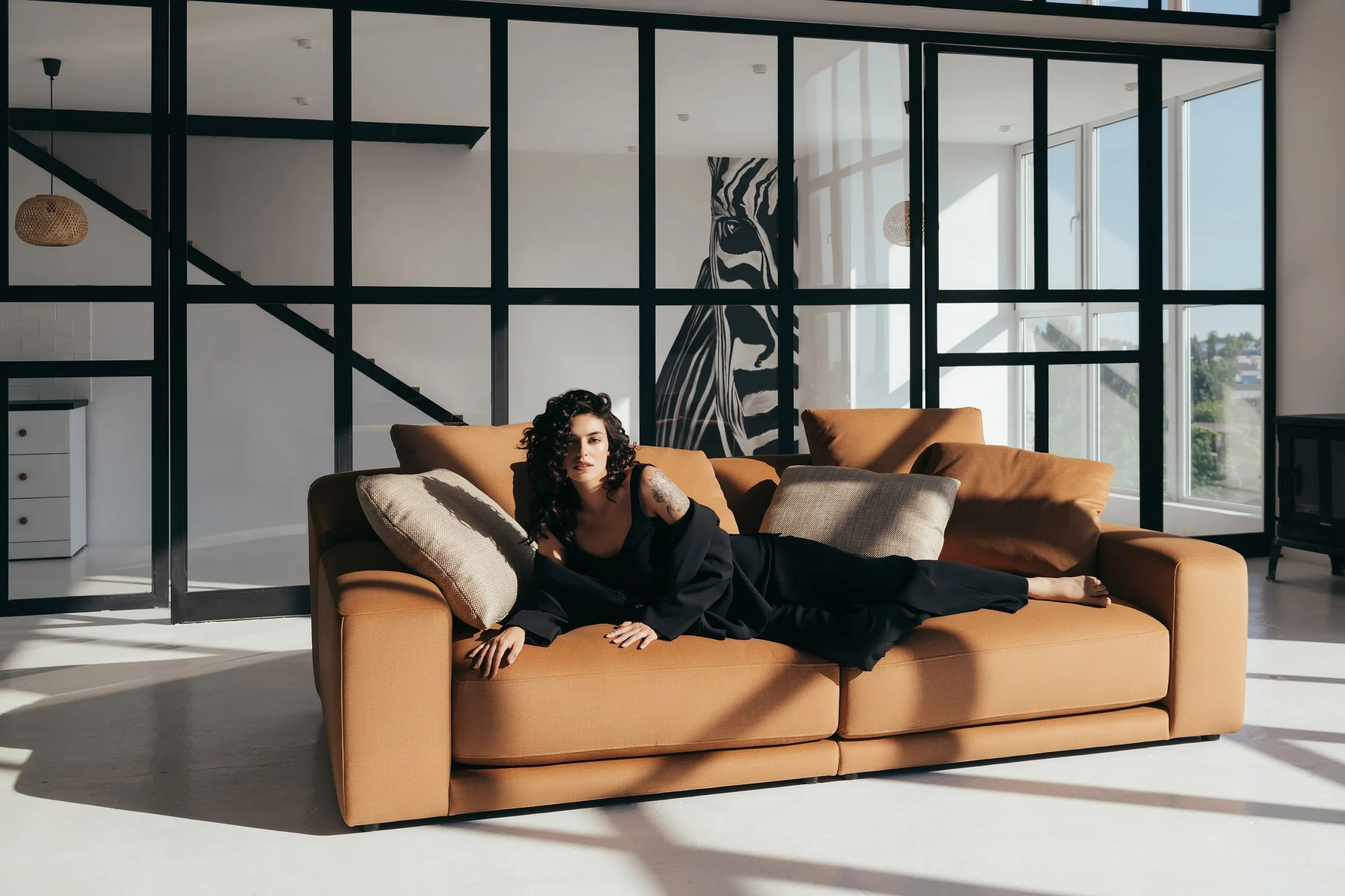 TUTTO — studio photography, frame 41