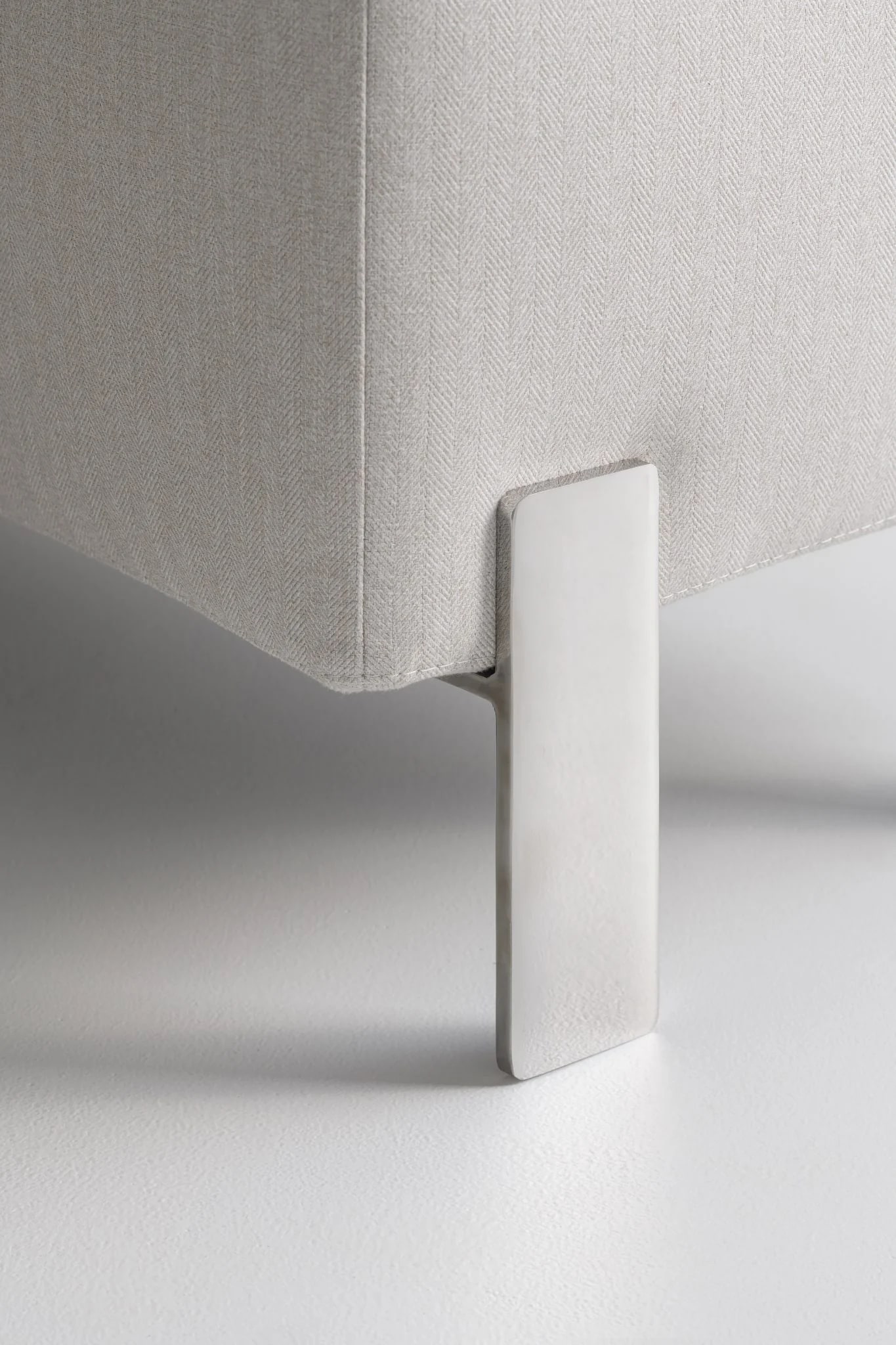 VOGUE — studio photography, frame 4